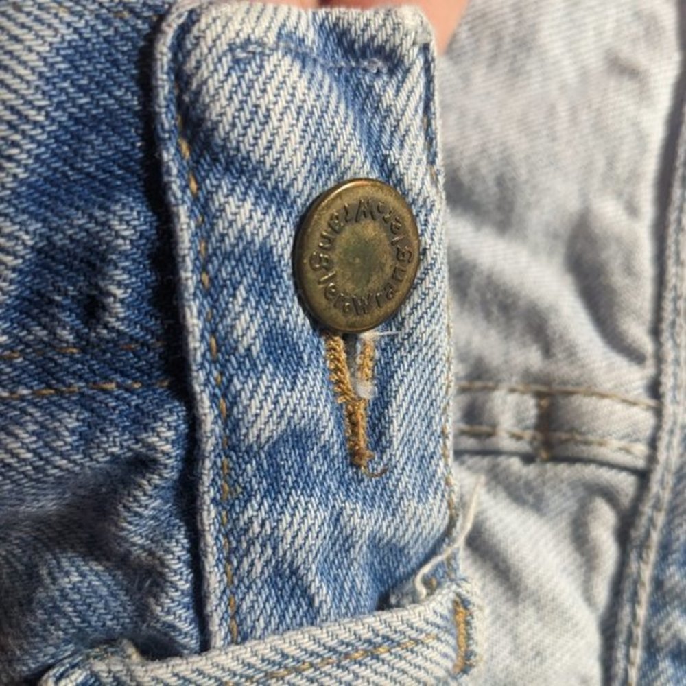 Vintage Wrangler Denim Shorts Men W Stitch Pocket Light Wash Size 45 Rugged Wear - Picture 6 of 6